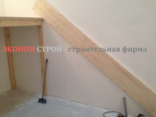 изготовление и установка деревянной лестницы