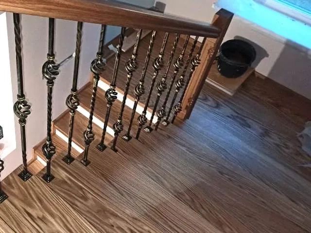 дизайнерская отделка лестницы из металла